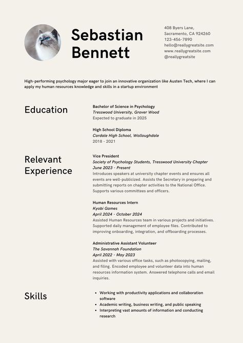 Cat resume. Beige simple student internship resume. Resume Cover Letter Examples, Internship Resume, Cv Tips, Psychology Major, Job Resume Examples, Good Resume Examples, Student Resume, Psychology Student, Cover Letter Example