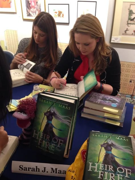 Sarah J. Maas Heir Of Fire Book, Phd Candidate, Heir Of Fire, Writer Aesthetic, Author Dreams, Book Signing Event, Manifesting Vision Board, Author Branding, Throne Of Glass Books