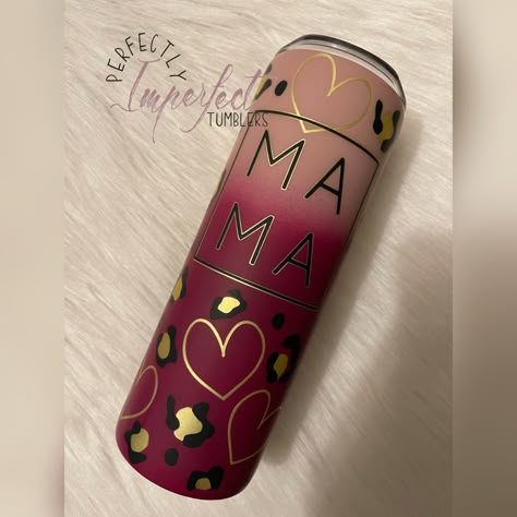 Vinyl Cup Ideas, Resin Tumbler Ideas, Tumbler Sayings, Tumblers For Women, Tumbler Cup Designs, Papermate Inkjoy Gel Pens, Cup Inspiration, Glitter Mug, Yeti Cup Designs