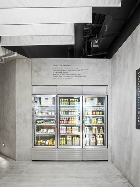 Canoe — Kilogram Studio Modern Juice Bar, Juice Bar Design, Juice Store, Grocery Store Design, Custom Light Fixtures, Food Retail, Supermarket Design, Smoothie Bar, Counter Design