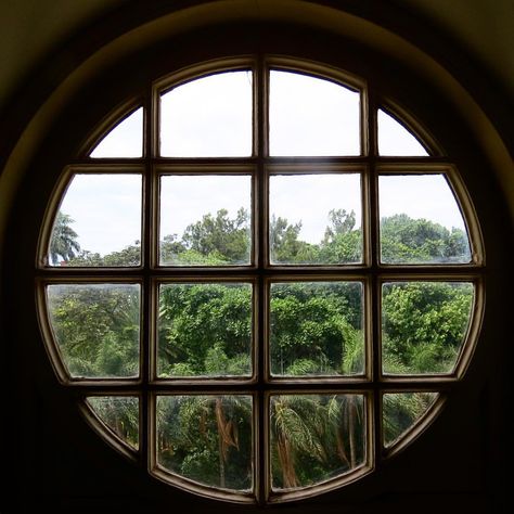 Window Frame Aesthetic, Circle Window Aesthetic, Big Circle Window, Wyatt Core, Circular Window, Circle Window, Round Windows, Spiderwick Chronicles, Stairs Window