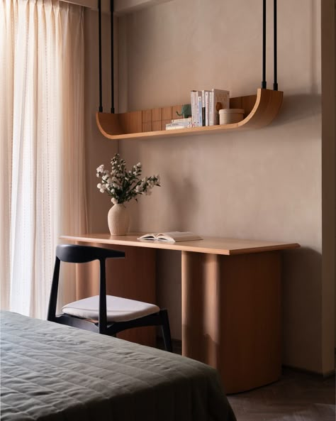 When reading desks are a requirement, we work a charm like this 😍 Just like the rest of the room, we kept the table minimal yet added bespoke legs that make a statement ❤️ Aligning the base to the curves used throughout the home, we created this masterpiece. A ceiling hung shelf completes the set up in perfect usability and aesthetics 🥰 . Photo credit: @nayansoni21 . . #studioipsa #workstation #studydesk #interiordesign #interiordesignideas #texturepaint #interiordesigninspiration #inte... Work Desks, Study Table Designs, 20 Aesthetic, Study Room Design, Workspace Inspiration, Work Desk, Study Table, Home Room Design, Interior Design Studio