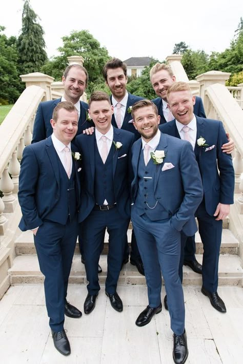 Brown Groomsmen, Wedding Suits Men Blue, Navy Groomsmen, Boutonniere Ideas, Ideas Matrimonio, Wedding Groomsmen Attire, Groom Wedding Attire, Blush Wedding Dress, Wedding Suits Groom