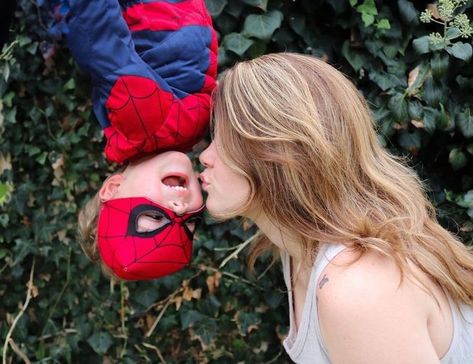 Superhero Birthday Photoshoot, Spider Man Photoshoot, Spiderman Toddler Birthday Party, Spiderman Photoshoot Kids, Spiderman Photoshoot, Superhero Photography, Superhero Photoshoot, Birthday Photoshoot Ideas Boys, Son Photo Ideas