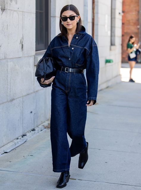 26 Fall Outfit Ideas To Embrace Cooler Weather+#refinery29 Matching Sweatsuit, Chic Outfit Ideas, Sweatsuit Set, Long Coats, Fall Outfit Ideas, Warm Weather Outfits, Embellished Denim, Boho Chic Outfits, Disco Outfit