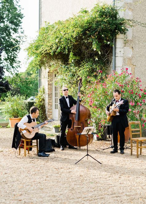 French Wedding Decor, French Country Wedding, French Chateau Wedding, Courtyard Wedding, Cocktail Hour Wedding, Europe Wedding, Tuscan Wedding, Chateau Wedding, European Wedding