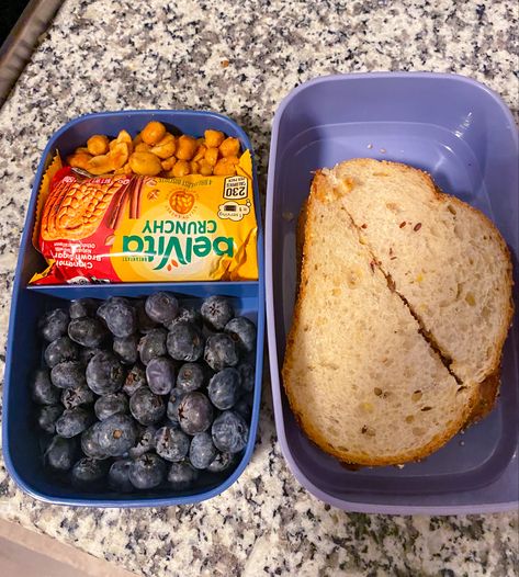 Peanut butter and jelly sandwich eith blueberries, honey roosted nuts and belvitas. Delicious and easy lunch for school or work. Peanut Butter Wrap, Peanut Butter And Jelly Sandwich, Easy School Lunches, School Lunch, Easy Lunches, Kids Lunch, Brown Sugar, Jelly, Meal Prep