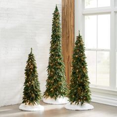 Pine Christmas Tree, Artificial Christmas Trees, Grandin Road, Christmas Things, Beautiful Christmas Trees, Pretty Christmas, Tree Ideas, Diy Christmas Tree, Pine Trees