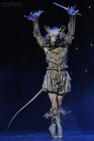 James Streeter as the Mouse King in English National Ballet's Nutcracker. Photo Credit: © Leo Mason Turnout Ballet, Ballet For Adults, Nutcracker Ballet Costumes, Mouse King Nutcracker, The Mouse King, Nutcracker Costumes, Rat King, King Costume, Mouse King