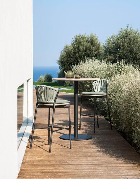 Outdoor Barstool Chairs for Luxury Patio & Garden | RODA Outdoor Barstools, Bar Exterior, Luxury Italian Furniture, Outdoor Hammock, Outdoor Side Tables, Outdoor Pouf, Modern Restaurant, Outdoor Bar Stools, Outdoor Coffee Tables