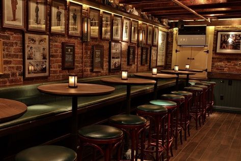 Irish Bar Ideas Pub Design, Irish Pub Interior, Beer Bar Design, Irish Pub Design, Dead Rabbit, Irish Bar, Pub Interior, Speakeasy Bar, Bourbon Bar