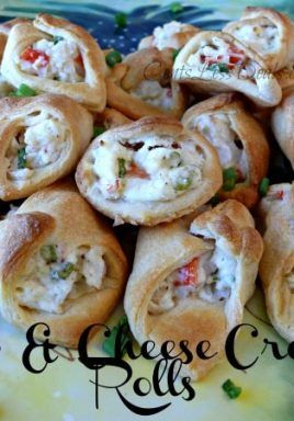 Cheese Filled Crescent Rolls, Filled Crescent Rolls, Crescent Rolls Recipe, Cheese Crescent Rolls, Crescent Roll Recipes, Crescent Roll, Finger Food Appetizers, Party Food Appetizers, Crescent Rolls