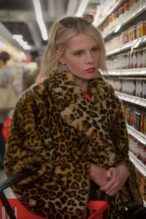 Lucy Boynton The Politician, The Politician Outfits, The Politician, Michael Pollan, Lucy Boynton, Ruffle Neck Blouse, Netflix Show, Leopard Print Coat, Tv Show Outfits