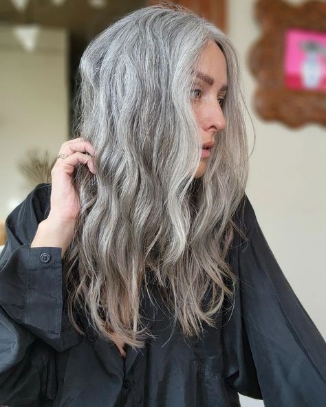 Hair Turning White, Human Lace Wigs, Grey White Hair, White Hair Color, Grey Hair Inspiration, Beautiful Gray Hair, Real Hair Wigs, Gorgeous Hair Color, Long Gray Hair