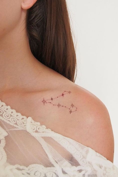 22 Amazing Pisces Tattoo Ideas Pisces Constellation Tattoo Collar Bone, Pisces Collar Bone Tattoo, Pisces Zodiac Tattoo Women, Piceses Tattoo Ideas, Unique Pisces Tattoos For Women, Matching Pisces Tattoos, Pices Tattoo Ideas, Pieces Tattoo Zodiac Pisces, Tattoo Zodiac Pisces