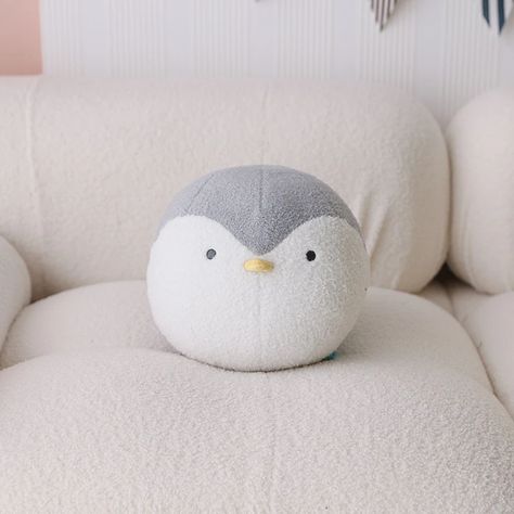 Ball Pillow, Penguin Plush, Crafts For Kids To Make, Stationery Pens, Creative Home, Smile Face, Cartoon Animals, Free Giveaway, Plush Pillows