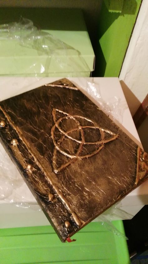 Spell Book Cover Ideas, Diy Spell Book Cover Ideas, Diy Spell Book Cover, Evil Throne, Spellbook Cover, Spells Book, Halloween Spell Book, Medieval Decor, Book Cover Diy