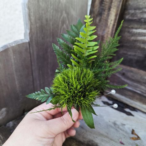 Fern Boutonniere, Green Dianthus, Green Boutonniere, Asparagus Fern, Leather Leaf, Minnesota Wedding, Boutonniere, Fern, Florist