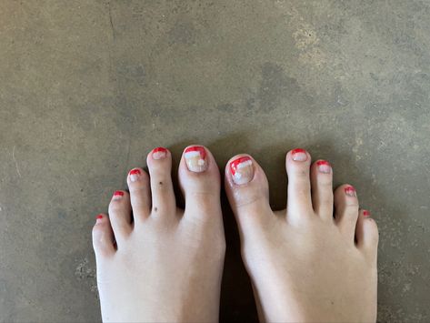 Holiday Toes, Santa Clos, Santa Hat Nails, Nails Toes, Hat Ideas, Santa Hat, Toe Nails, Pretty Nails, Nails