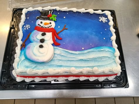 A 1/4 sheet cake iced in buttercream, decorated with a winter scene and snowman Winter Scene Cake, Snowman Sheet Cake, Winter Sheet Cake, Christmas Sheet Cake Ideas, Winter Cake Designs, Buttercream Sheet Cake, Xmas Cake Ideas, Xmas Cupcakes, Christmas Desserts Cakes