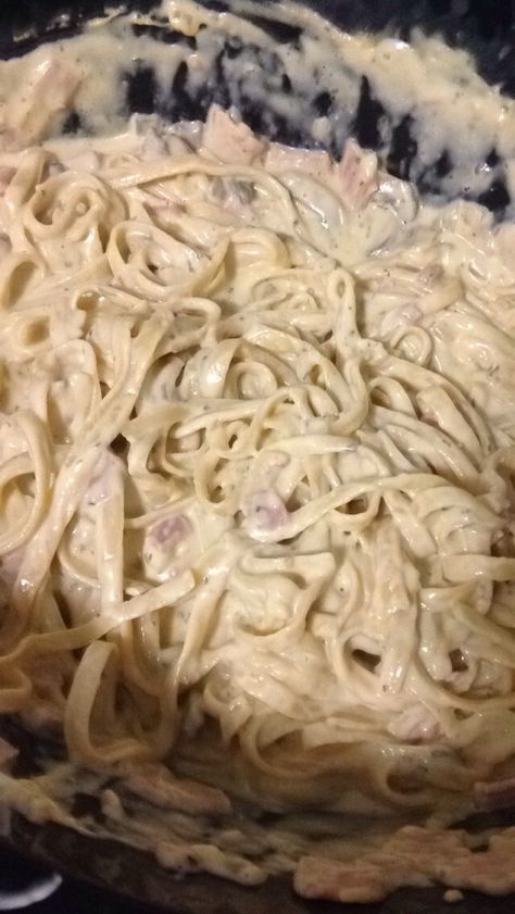 Best Carbonara Recipe, Creamy Bacon Carbonara, Carbonara Pasta Creamy, Carbonara Recipe Creamy, Creamy Carbonara, Pasta Carbonara Recipe, Cooking Cream, Carbonara Recipe, Health Dinner Recipes