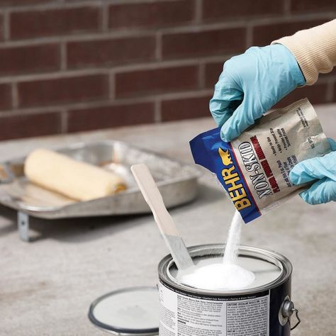 Anti-slip paint additive for outdoor steps Stair Paint, Basement Stair, Garage Boden, Garage Floor Coatings, Basement Stairs, Painted Stairs, Garage Floor, Home Safety, Stair Railing