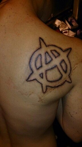 Anarchy tattoo Uli Tattoo, Asterisk Tattoo, Anarchy Symbol Tattoo, Anarchist Tattoo, Anarchy Tattoo, Anarchy Symbol, Symbol Tattoos, Symbolic Tattoos, Body Mods