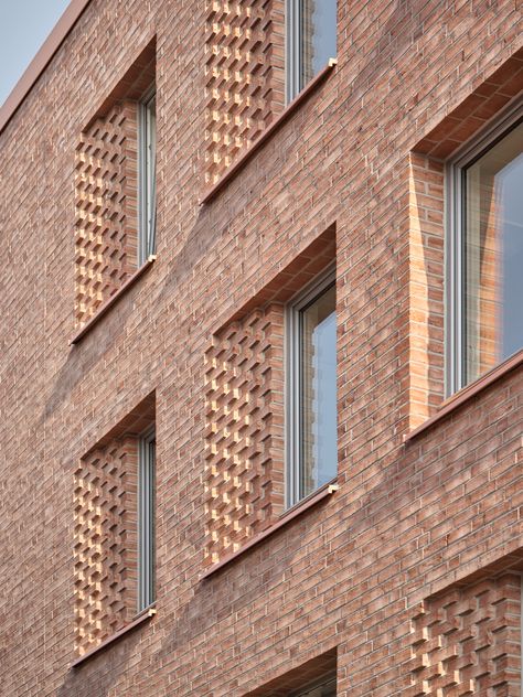 Brick Facade Design, Brick Face, Brick Cladding, House Cladding, Brick Detail, Brick Arch, Brick Art, House Extension Design, Brick Texture