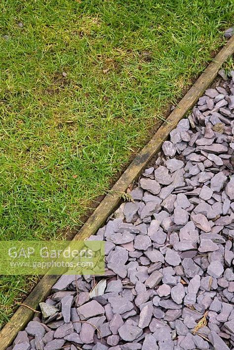 Wooden edging to separate lawn and slate chipping path - The Square Garden, Dewstow Hidden Gardens and Grottos Timber Garden Edging, Wooden Garden Edging, Front Garden Path, Modern Home Designs, Path Edging, Slate Garden, Garden Edging Ideas, Wooden Path, Summer House Garden