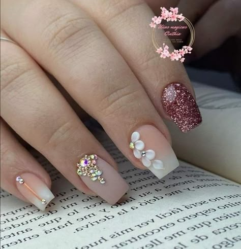 Bridal Nails Designs, Nails Design With Rhinestones, Fall Acrylic Nails, Pretty Nail Art Designs, Nail Art Wedding, Bling Acrylic Nails, Acrylic Nails Coffin Short, Bridal Nails, Short Acrylic Nails