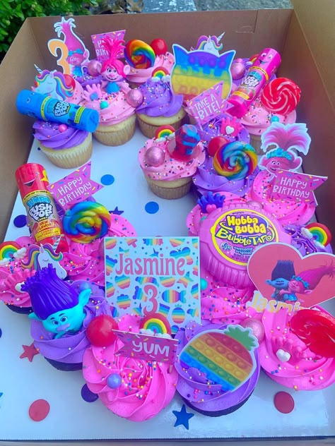 Furby Birthday Party Ideas, Lisa Frank Themed Party, Sweet Treat Birthday Party Theme, Lisa Frank Birthday Cake, Cupcake Designs Birthday, Candyland Cupcakes, Lisa Frank Birthday Party, Troll Cupcakes, Lisa Frank Birthday