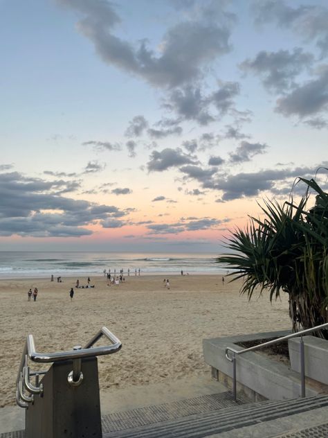 Aussie Beach Aesthetic, Vacation Loading, West Coast Australia, Ocean Winter, Scuba Diving Australia, Houses By The Beach, Winter Bucket List, Moving To Australia, Surfers Paradise