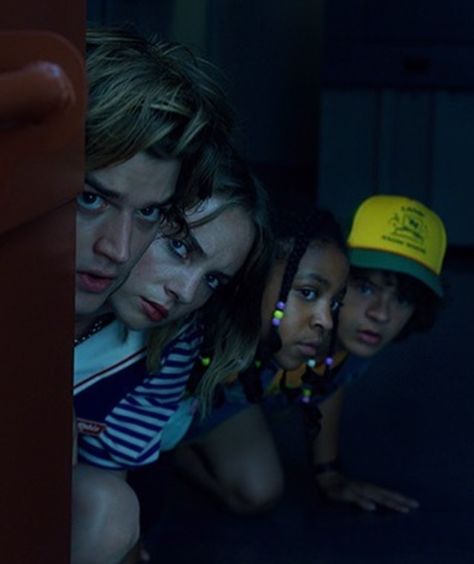 Steve, Robin, Erica, and Dustin (2 Days until S3) Netflix Stranger Things, Charlie Heaton, Stranger Things Poster, Stranger Things Season 3, Stranger Things 3, Stranger Things 2, Stranger Things Actors, Cast Stranger Things, Jamie Campbell Bower