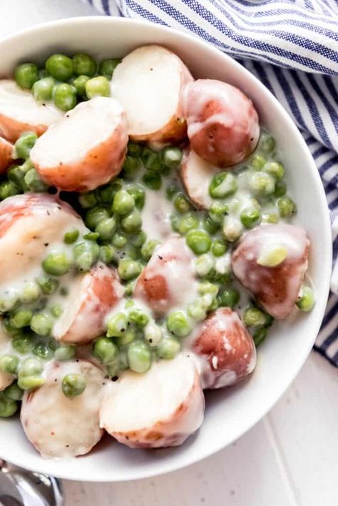 Potatoes And Peas Recipe, Creamed Peas And Potatoes, Pocatello Idaho, Creamed Peas, New Potatoes, Vegetable Side Dishes Recipes, Creamed Potatoes, Pea Recipes, Comfort Food Recipes