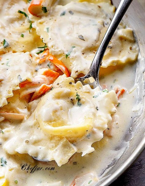 Sauce For Lobster Ravioli Recipe, Easy Ravioli Sauce, Lobster Ravioli Sauce Recipe, Ravioli Alfredo, Garlic Lobster, Ravioli Sauce Recipe, Lobster Ravioli Sauce, Easy Ravioli, Ravioli Sauce