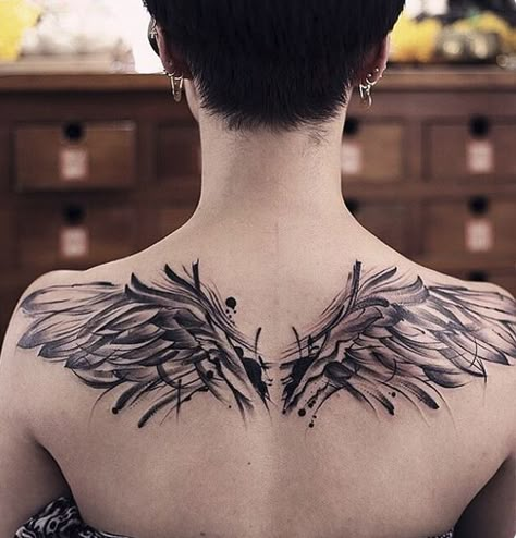 Angel Wing Full Back Tattoo, Black Wings Tattoo On Back, Wings Tattoo Back, Wing Tattoo On Shoulder, Wings Back Tattoo, Wings Tattoo Design, Wing Tattoos On Back, Alas Tattoo, Wing Tattoo Men