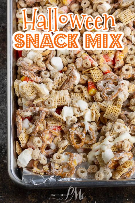 Halloween Snack Mix is a great snack mix to satisfy your snack-time cravings. It's crazy delicious and has all the things...It's sweet, salty, and crunchy. Halloween Snack Mix Recipes, Halloween Trail Mix Recipe, Halloween Chex Mix Recipes, Fall Chex Mix Recipes, Chex Snack Mix, Fall Snack Mixes, Puppy Chow Chex Mix Recipe, Halloween Snack Mix, Easy Halloween Snacks