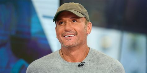 Tim McGraw shares rare photo of 3 daughters and wife Faith Hill Tim Mcgraw Family, Tug Mcgraw, Joffrey Baratheon, 3 Daughters, Kitty Photos, Themed Dinner, Hoda Kotb, Faith Hill, Old Shows