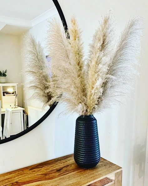 #jadeluxeonline Follow @jadeluxeonline on Instagram Reposted from @stixandstems_ Now taking pre-orders for our extra fluffy grey pampas! We sell out of our grey pampas days after a restock because you guys love it so much and for that we cant thank you enough! Heres at @kim_gee2017 gorgeous bunch showing off all its different tones and plumes sizes #bohodecor #bohostyle #bohosummer #bohovibes #bohobedroom #bohoinspired #bohochic #modernboho #bohemiandecor #bohomodern #boholiving #bohoroom #bohor Boho Pampas Grass Decor, Grey Pampas, Family Party Ideas, Cozy Neutral Living Room, Sage Home, Pampas Grass Decor, Grass Decor, Boho Life, Boho Room Decor