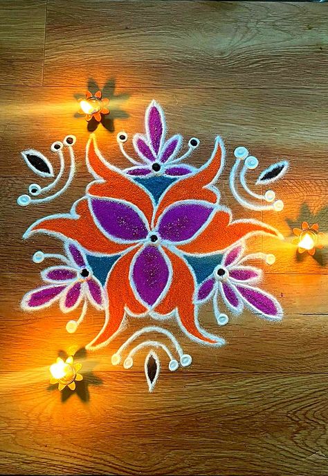 Elegant Rangoli Designs, Rangoli Kolam Designs With Colour, Rangoli Kolam Designs Simple, Simple Rangoli Images, Colour Rangoli Designs, Color Rangoli Designs, Rangoli Designs Simple, Simple Art Designs, Simple Rangoli Designs