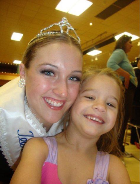 Claddie Dance Moms, Dance Moms Pyramid, Aldc Rares, Dance Moms Mackenzie, Dance Moms Moments, Dance Moms Cast, Dance Moms Pictures, Dance Moms Dancers, Dance Mums