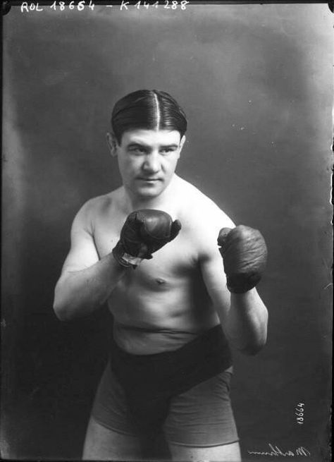 Old school boxing Christian Bale, Boxing Gloves, Dublin Ireland, Steve Jobs, Boxing, Bulldog, Every Day, Gloves, One Piece