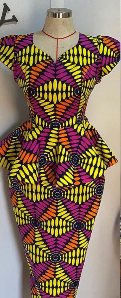 Sleet And Kaba Styles, Naija Dresses, African Dresses For Women Church, Kaba Styles, Chic Attitude, December Outfits, Ankara Short, Shweshwe Dresses, Ankara Designs