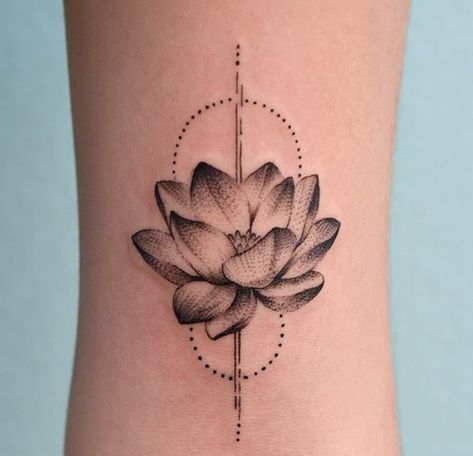 Lotus Flower Tattoo Forearm, Flower Tattoo Forearm, Back Tattoos Spine, Bird Tattoos For Women, Om Tattoo Design, Army Tattoos, Tattoo Forearm, Om Tattoo, Tattoo Now