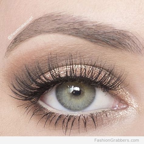 Trucco Smokey Eye, Makeup Looks For Green Eyes, Wedding Hairstyles And Makeup, Alat Makeup, Tutorial Eyeliner, Smink Inspiration, Hot Makeup, Makijaż Smokey Eye