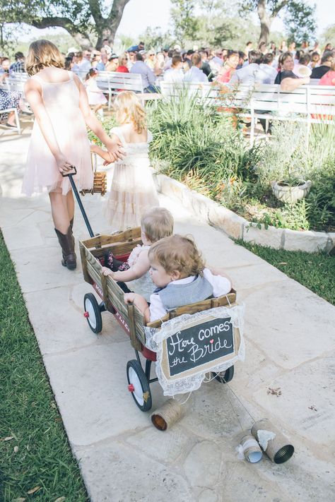 Ring Bearer Wagon, Wedding Wagons, Emerald Green Wedding Theme, Wagon For Wedding, Wagon Ideas, Rustic Wedding Details, Country Western Wedding, Kids Wagon, Green Themed Wedding