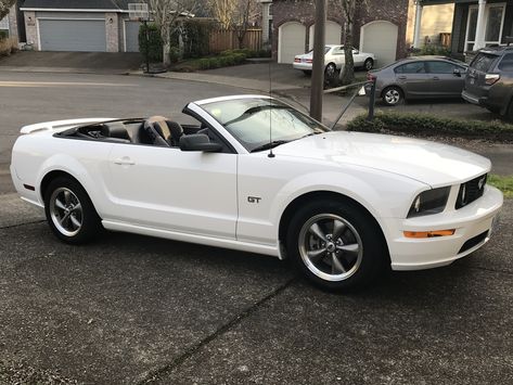 2006 mustang GT convertible. First day with the top down. 2006 Mustang Gt Convertible, 2000s Mustang, 86 Car, 2006 Mustang Gt, Mustang 2006, Convertible Mustang, Audi Convertible, Tt Car, 2006 Mustang