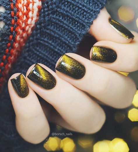 black + yellow nails Dark Nails For Winter, Nails For Winter, Wide Nails, Yellow Nail, Cute Toe Nails, Nail Design Inspiration, Easy Makeup, Dark Nails, Colorful Nail Designs