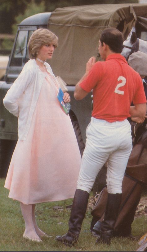 Polo Event, Kate Middleton Pregnant, Pregnant Princess, Prins William, Cow Boys, Princess Diana Fashion, Princess Diana Family, Prins Harry, Princess Diana Photos