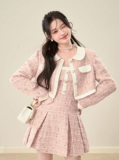 Doll Like Outfits, Tweed Dress Outfit, Dresses With Jackets, Baby Pink Coat, Tweed Outfits, Tweed Jacket Outfit, Tweed Two Piece, Tweed Fashion, Tweed Outfit